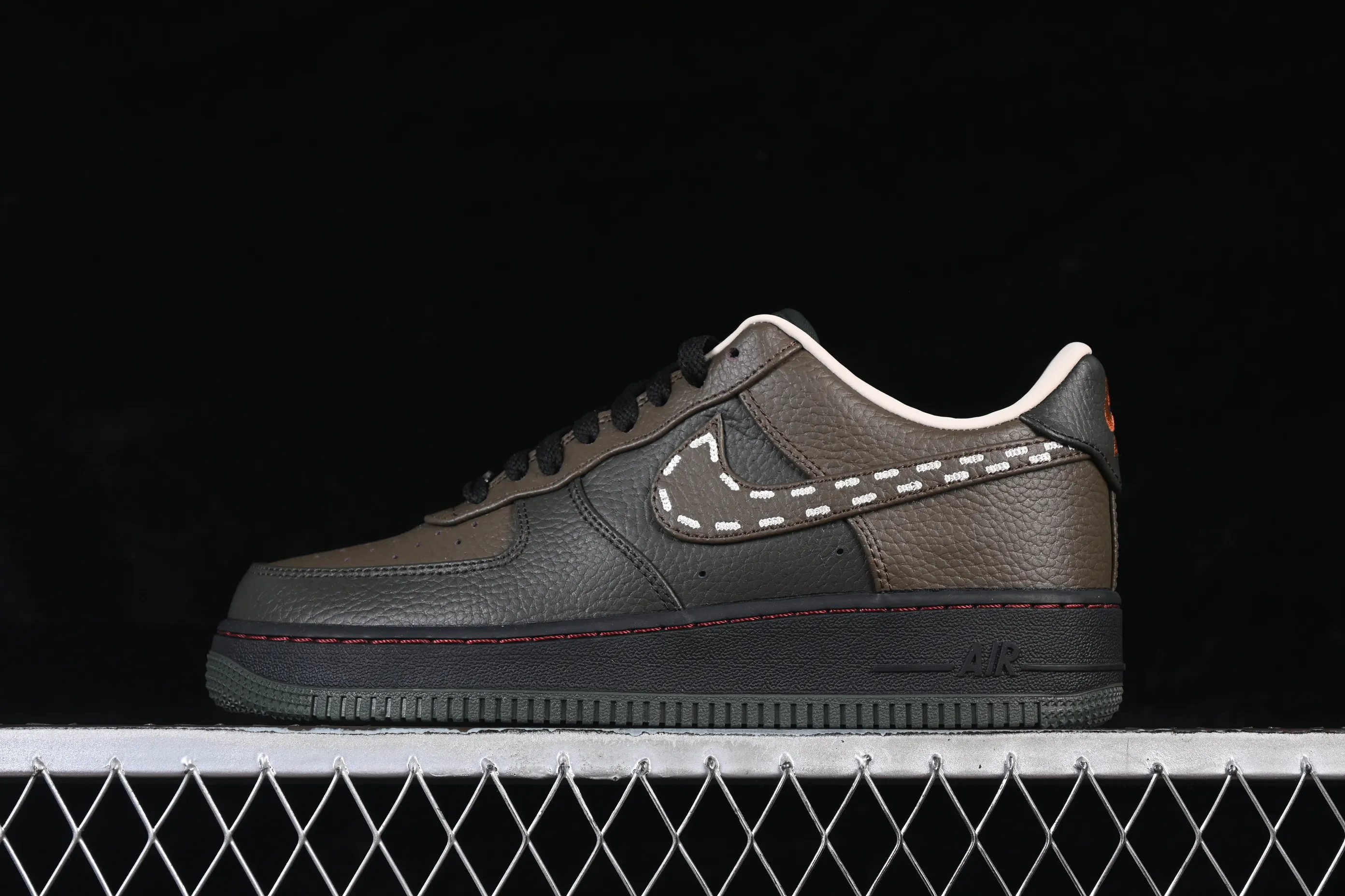 All categories Nk Air Force 1 Air Force series Nk Air Force 1 Low Air Force low-top Nike Air Force 1'07 Low Air Force 1 low-top casual sneakers IQ1122-320